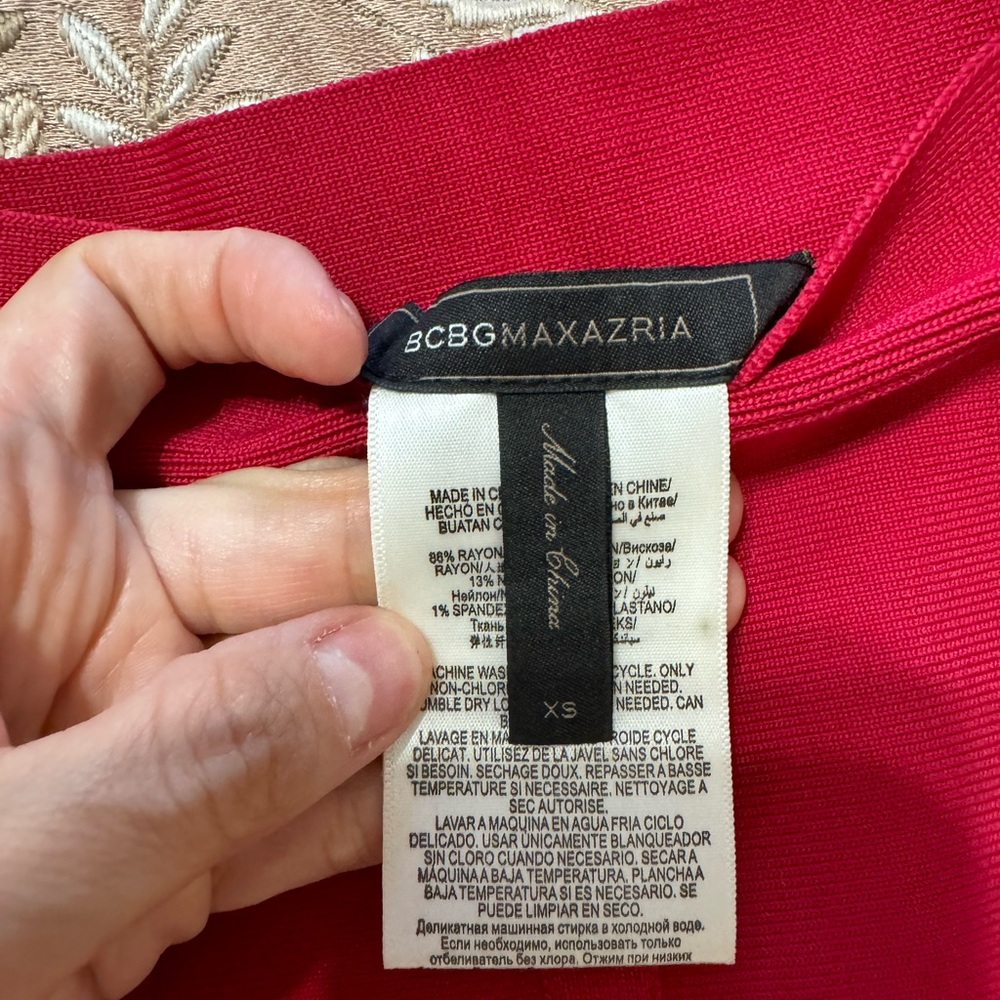 Bcbg Maxazaria Red Set.